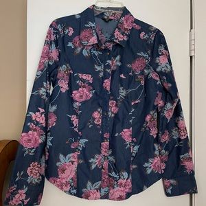 Guess shirt with pink flowers print